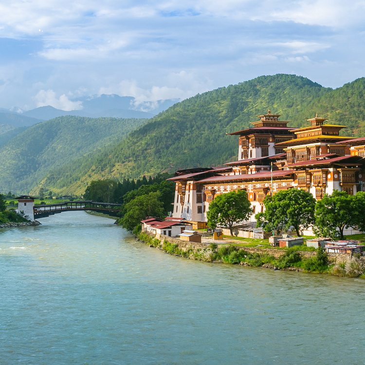 Bhutan Himalayan Valley Private Hiking Trip with Hello Explorer
